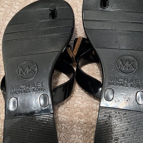 Michael Kors Bow Sandals - Picture 8 of 11